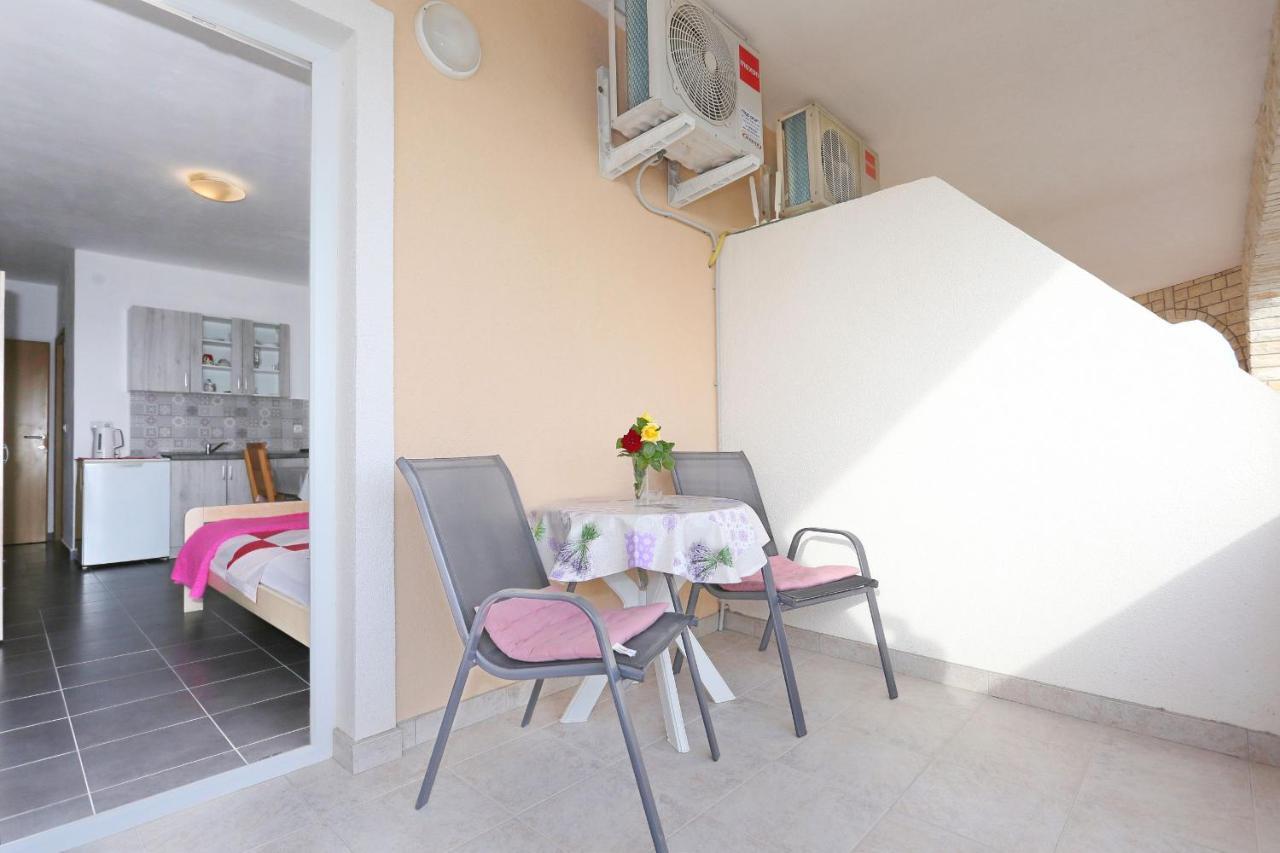 Apartments Vlado I Vesna Rtina Buitenkant foto